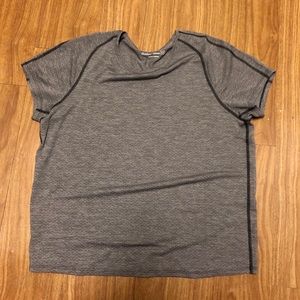 OV eco mesh T-shirt NWOT